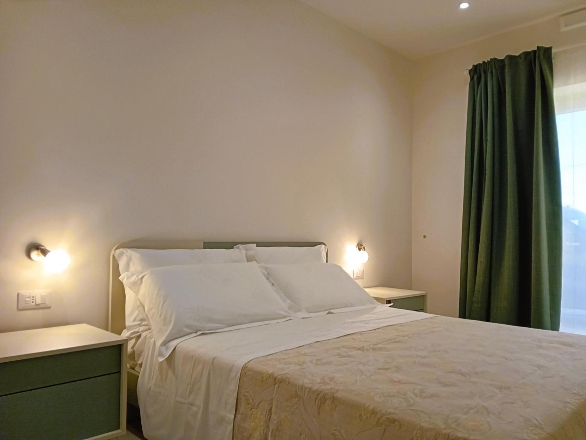 Pietra Di Puglia Hotel Monopoli Exterior photo