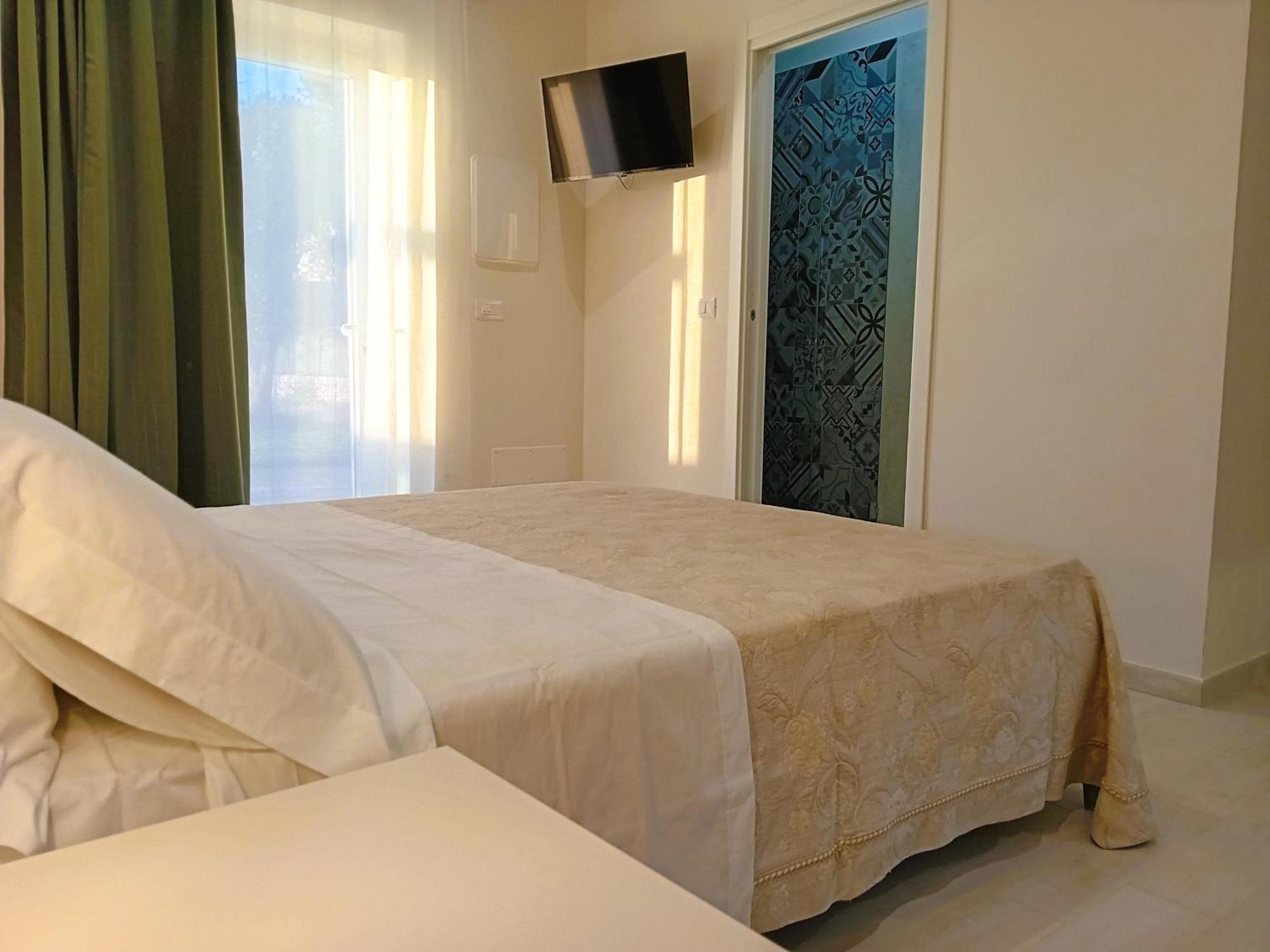 Pietra Di Puglia Hotel Monopoli Exterior photo